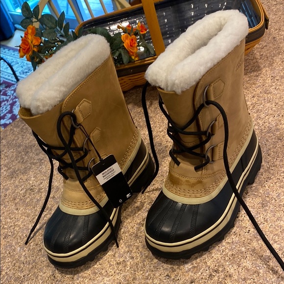 Sorel Other - NWT Sorel Caribou Winter Waterproof Boots Youth 3 1123511 Faux Fur FLAWS  No Box